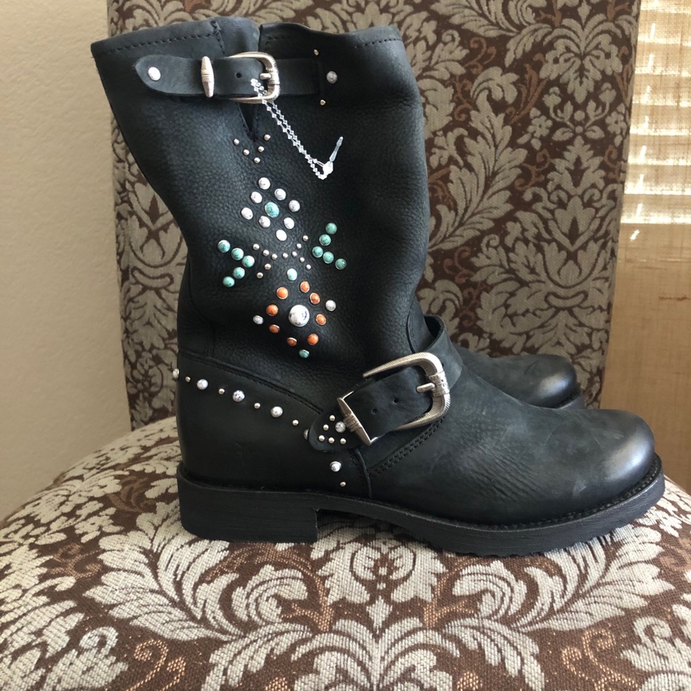 * FRYE * BRAND NEW (w/out box)